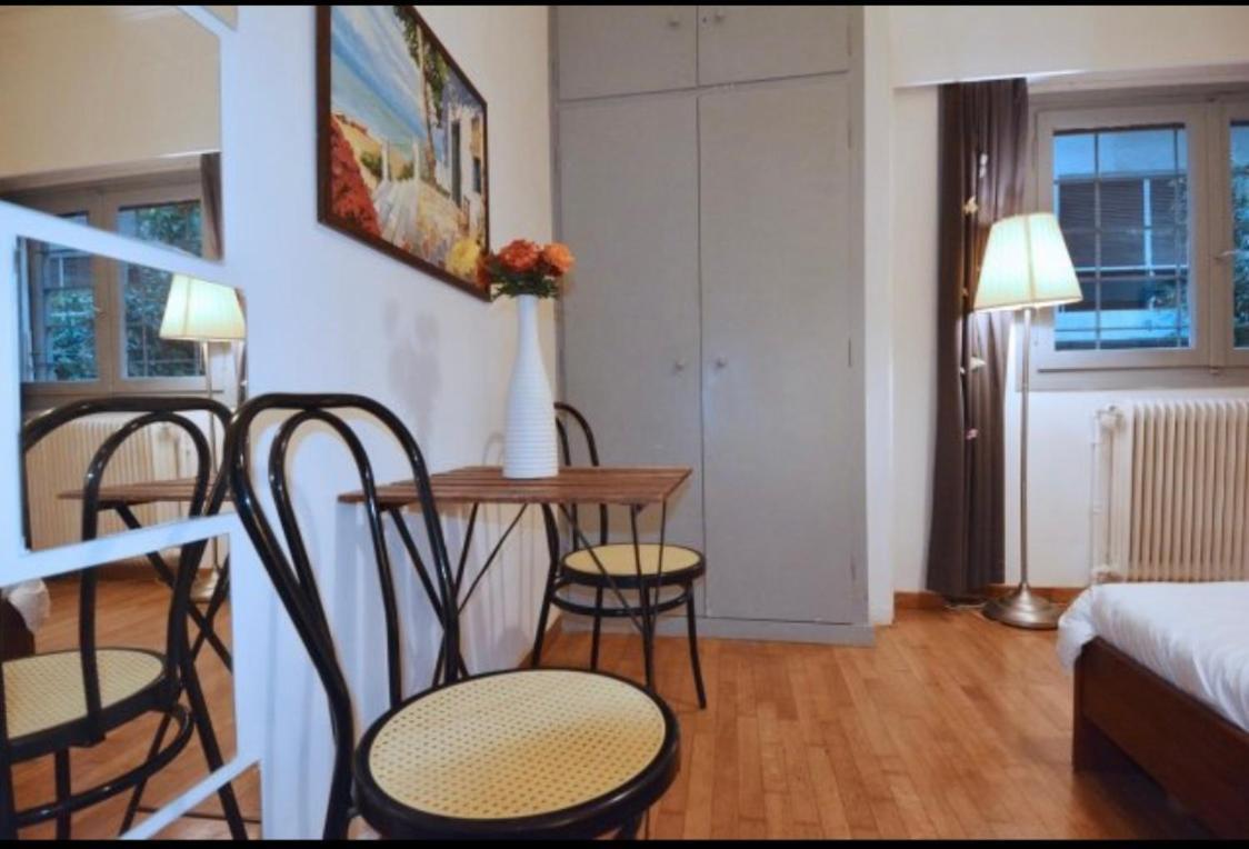 Kolonaki Nest Apartment เอเธนส์ ภายนอก รูปภาพ